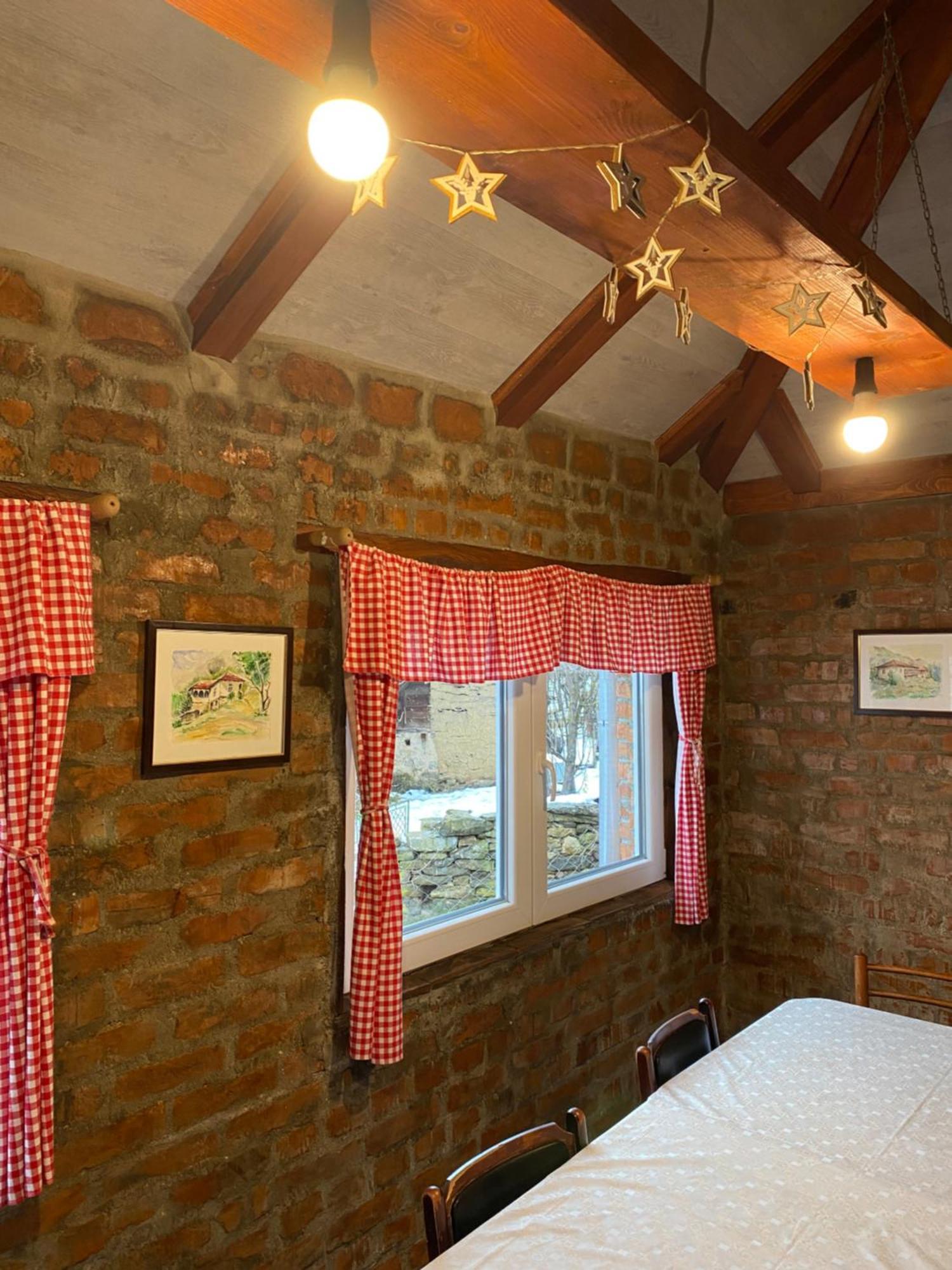 Appartement Seosko Turisticko Domacinstvo Stanisic à Kalna Extérieur photo